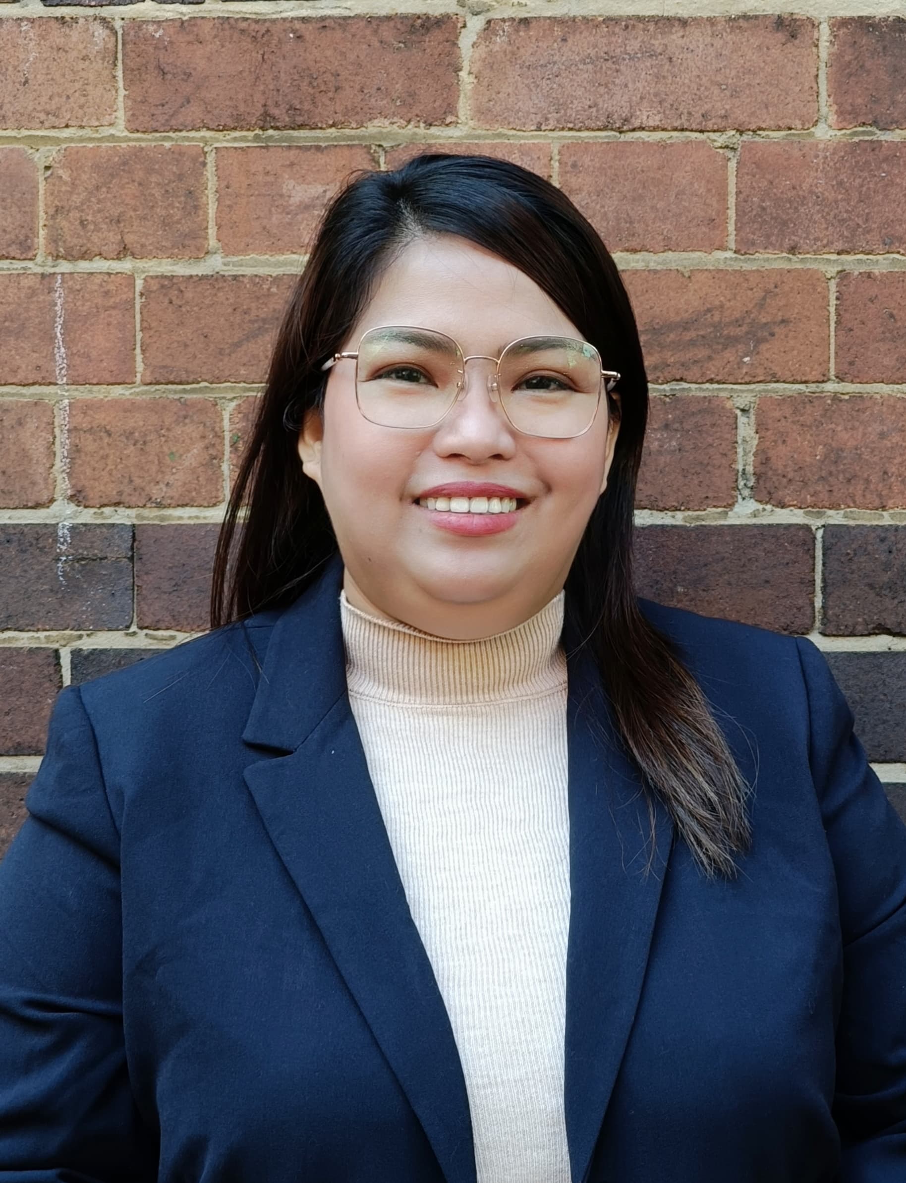 Sharmaine I., Accounting Professional